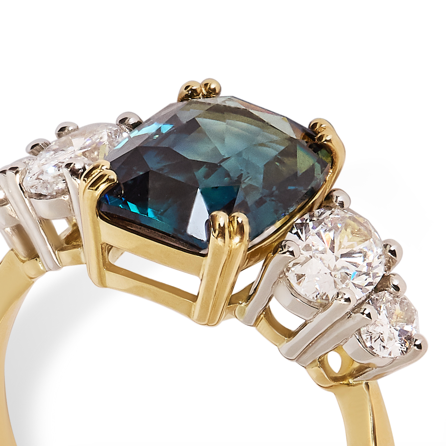 Sapphire Engagement Rings: A Guide to Chromatic Legacies and Bespoke Design